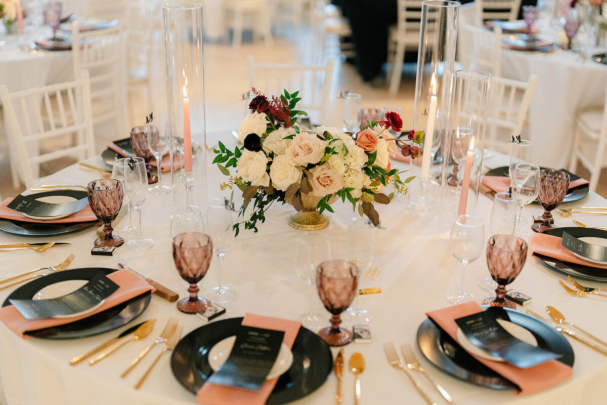 wedding-table-setting-springfield-country-club-ma