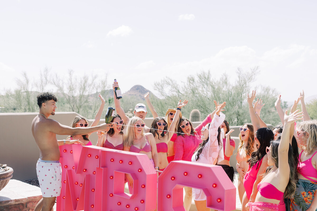 Make a splash with a lively poolside bachelorette bash in Scottsdale, featuring oversized floaties, tropical drinks, and lots of laughs. This gallery captures the vibrant energy and carefree spirit of a day spent celebrating with the bride tribe.