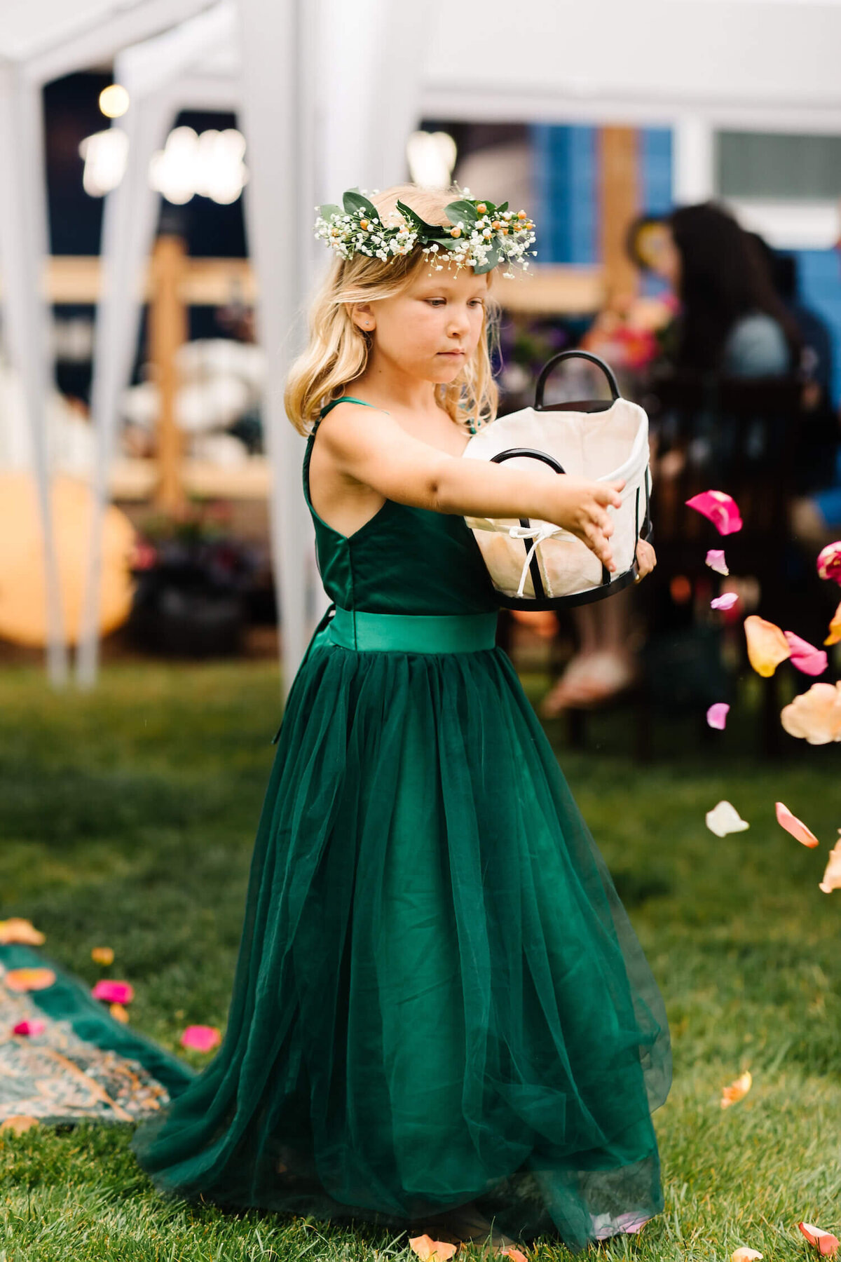 bend-oregon-wedding-photography-flower-girl-throwing-petals