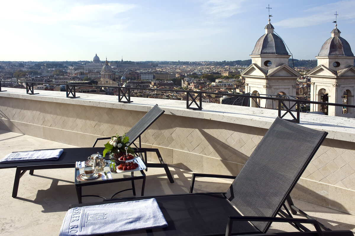 Waterstone - Hassler Collection - Hotel Hassler -Rome - Luxury Boutique Hotel - Hassler Penthouse Terrace - 300 dpi (9)