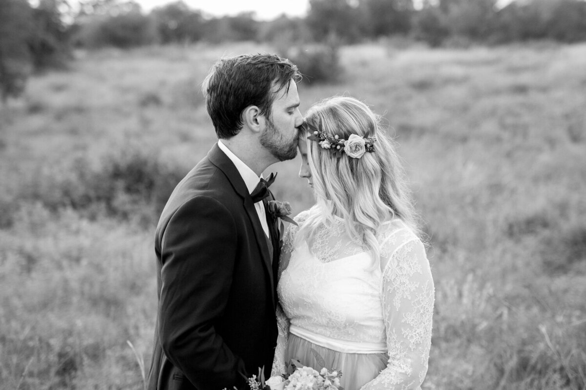 10-13-18-meghan-and-mike-wedding-wildflower-center-0689