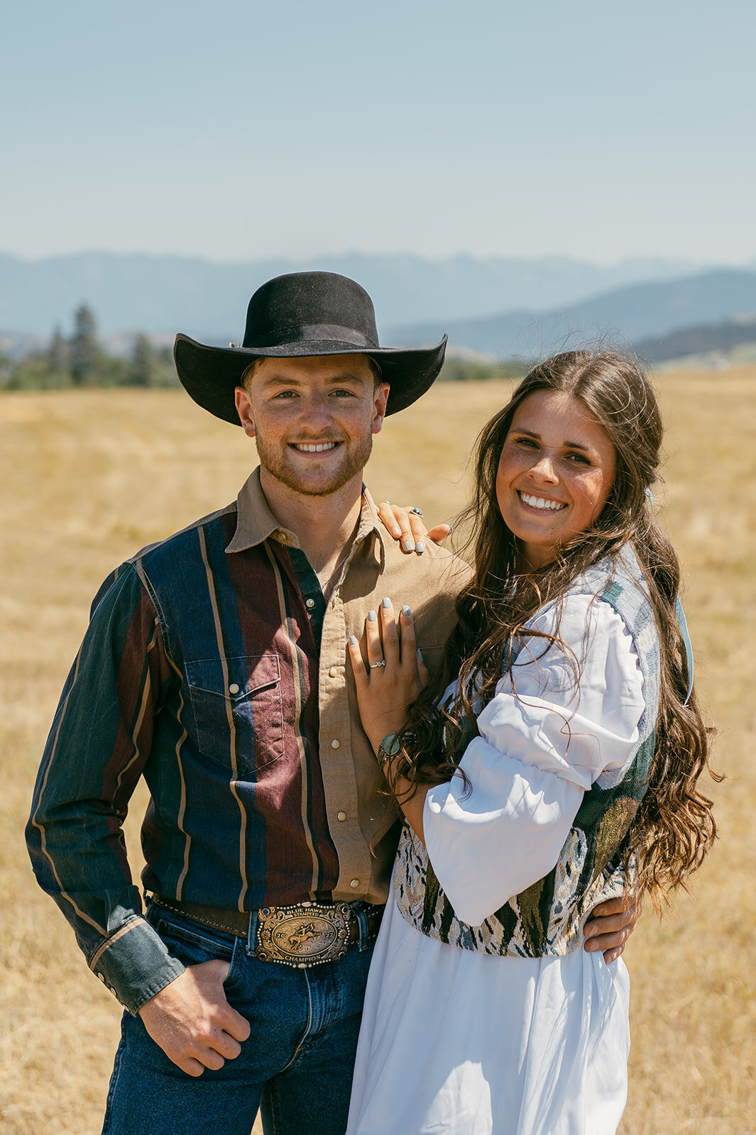 presley-gray-photo-haybale-forest-montana-elopement-8005