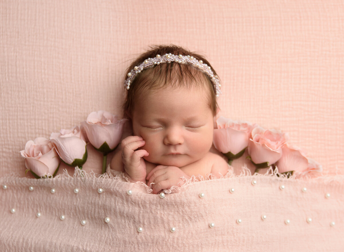 Best-affordable-simplistic-posed-newborn-keller-dfw-baby-newborn-photographer-_3328E