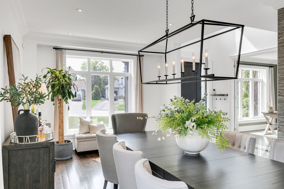 20-web-or-mls-12_005_Dining Room