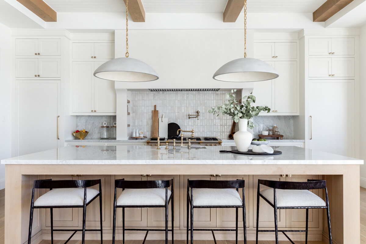 girls-at-flourish-nashville-interior-design-photographers-luxury105
