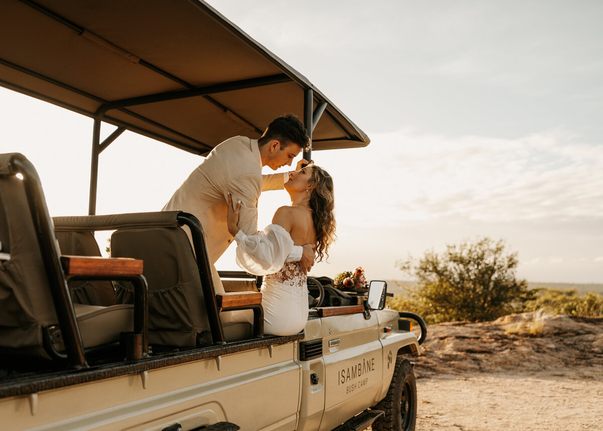 A+B elopement