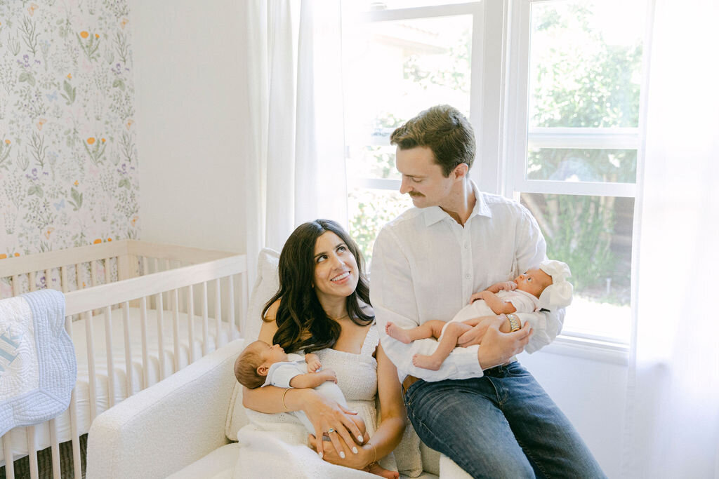 PERRUCCIPHOTO_MONRO_TWINS_54