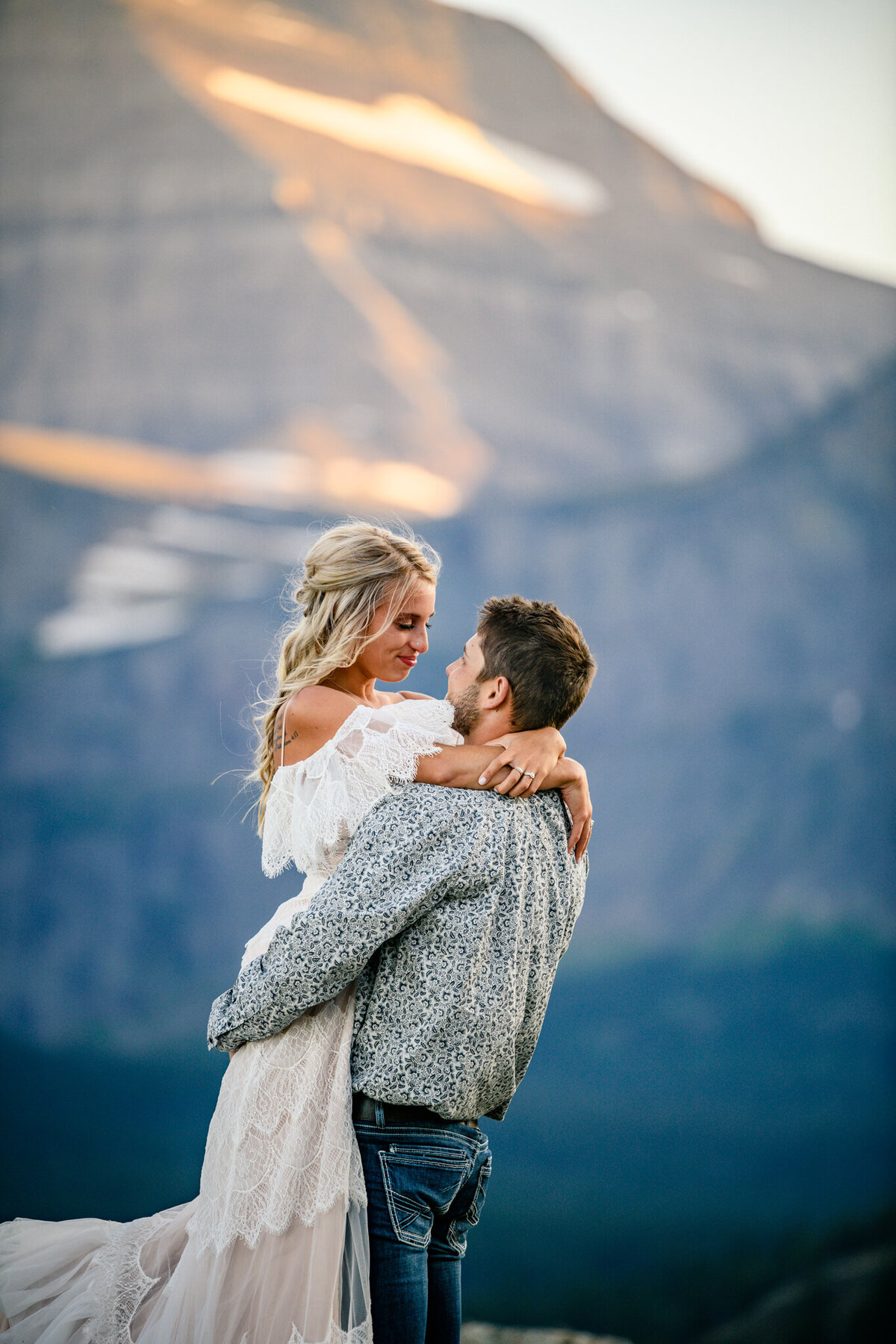 Glacier-park-montana-engagement-proposal-elope-wedding-elopemetnt-couples-photographer045