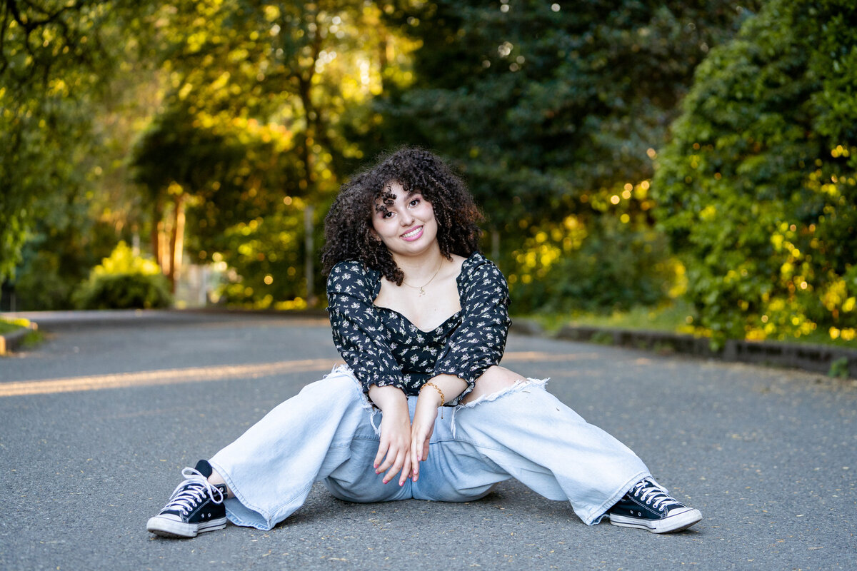 Jordan Gertis Senior Session. Last Forever Images. Lynnwod Senior Photographer. Ashley Kay Smith. Snohomish High School. Volunteer Park. -08247