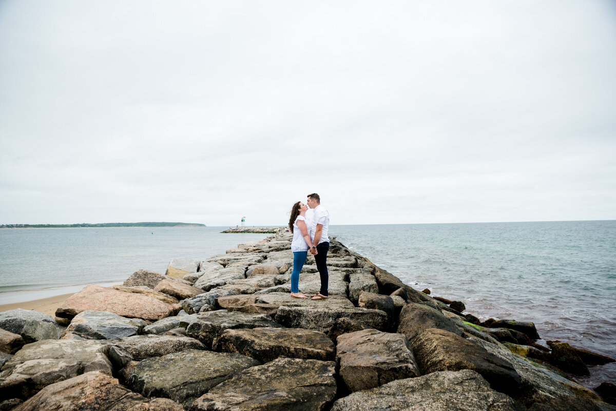 BlockIslandEngagementSessionKatie&AlexbyBrightLightsImagery-112 (1)