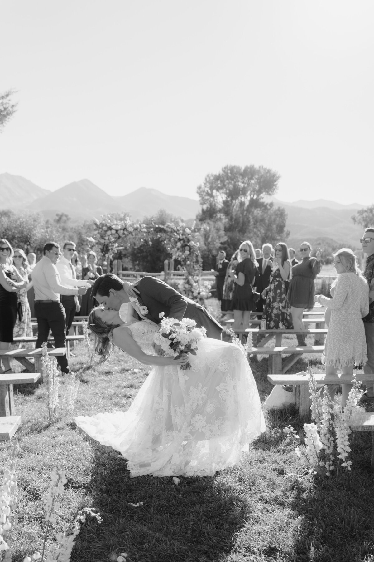 Kate and Cooper Wedding at Howard Creek Farm -07144