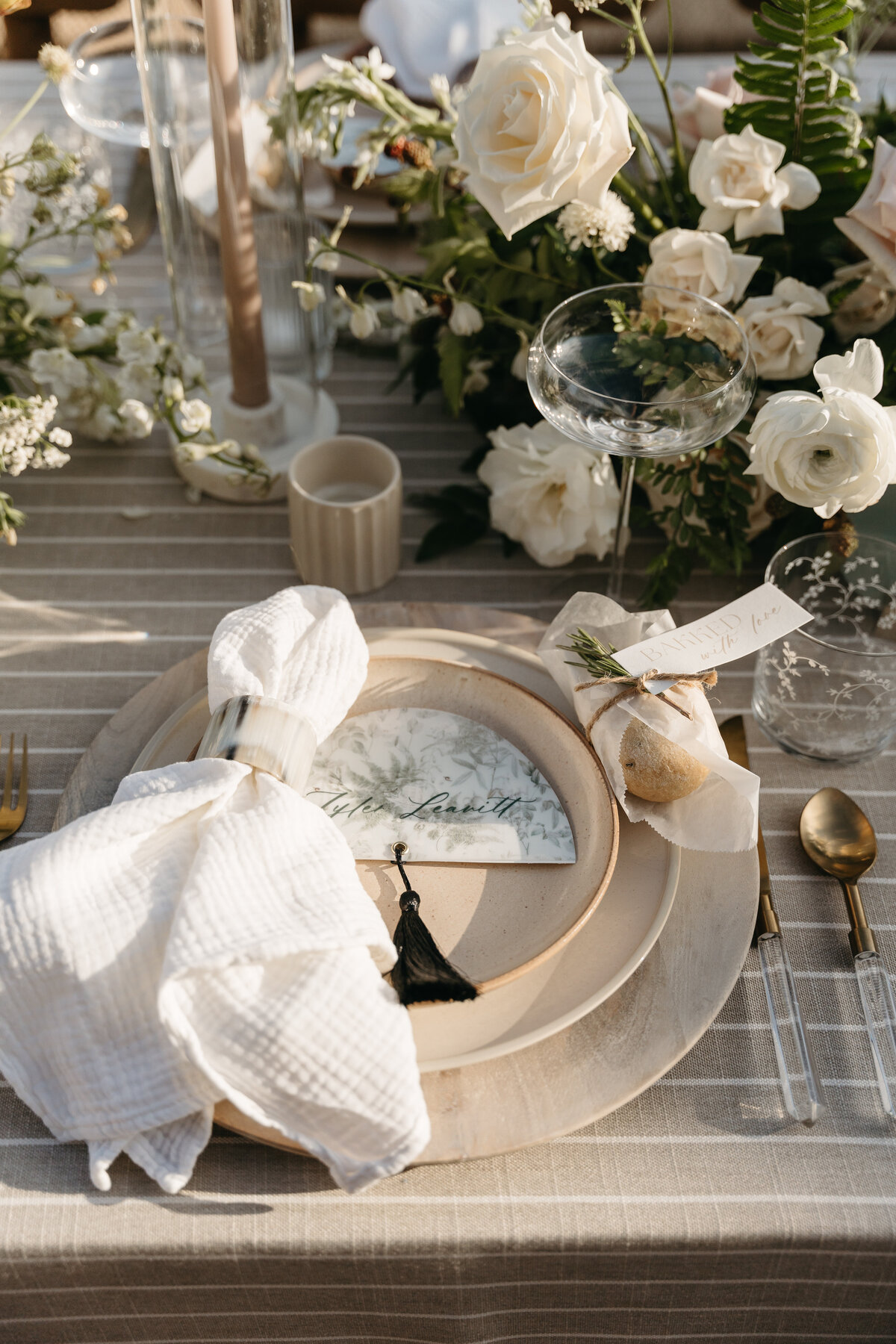 sunandpeakstudios-luxurywedding-temecula-southerncalifornia-fawnevents-luxurybohemian-117