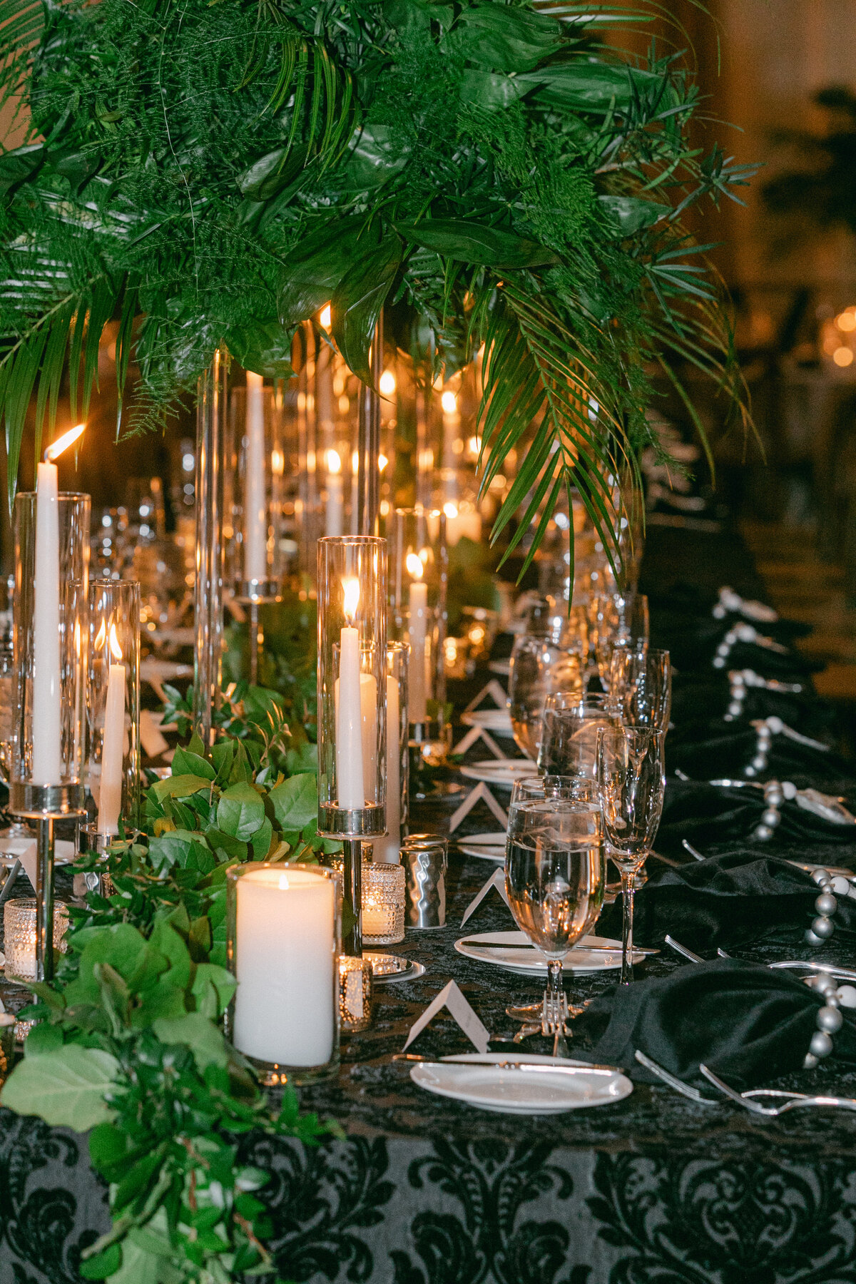 Modern Wedding Flowers at The Westin Hilton Head Island resort, Hilton Head Island, SC | Wedding and Event Florist | Lisa Staff Photography | Coastal Floral & Events