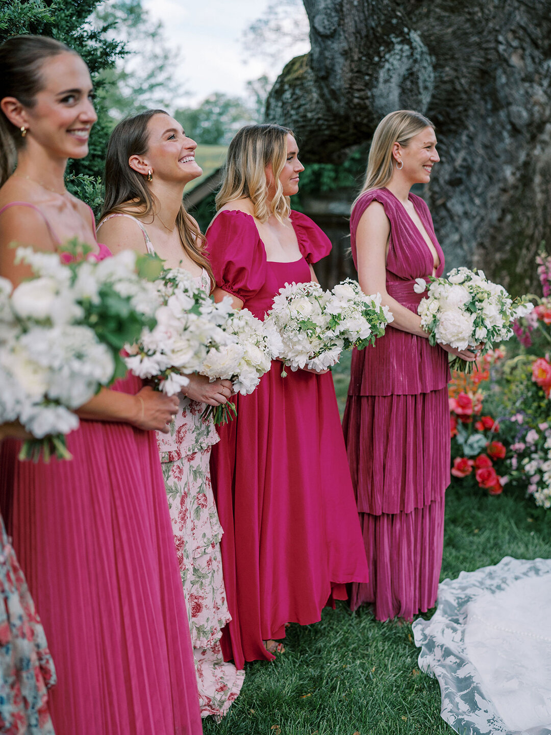 KathleenRob5-3-25GlenstoneGardenVA-VickiGraftonPhotography-622