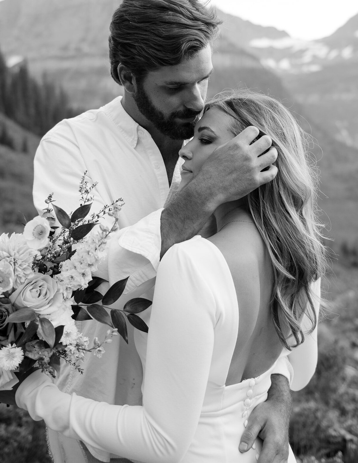 presley-gray-glacier-national-park-elegant-elopement-1466