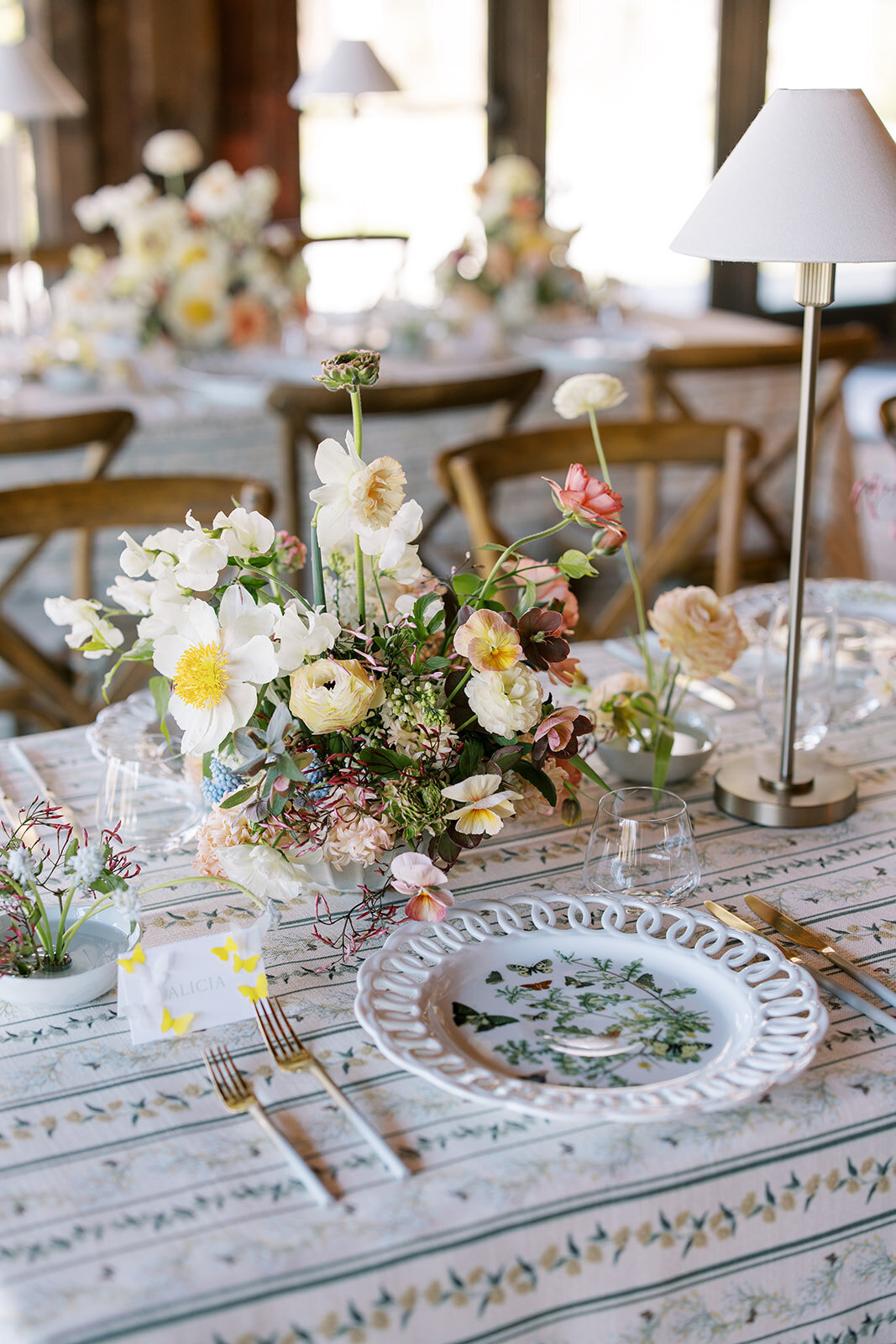 Cedar Lakes Estate Tablescape-85