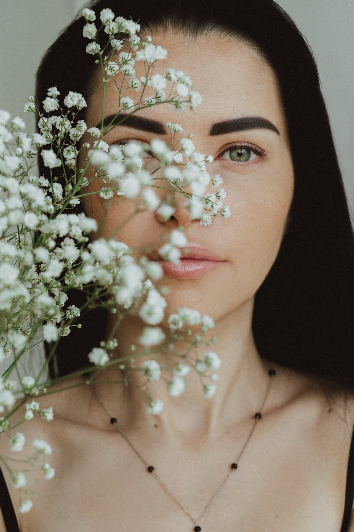 pexels-юлиана-маринина-8947431