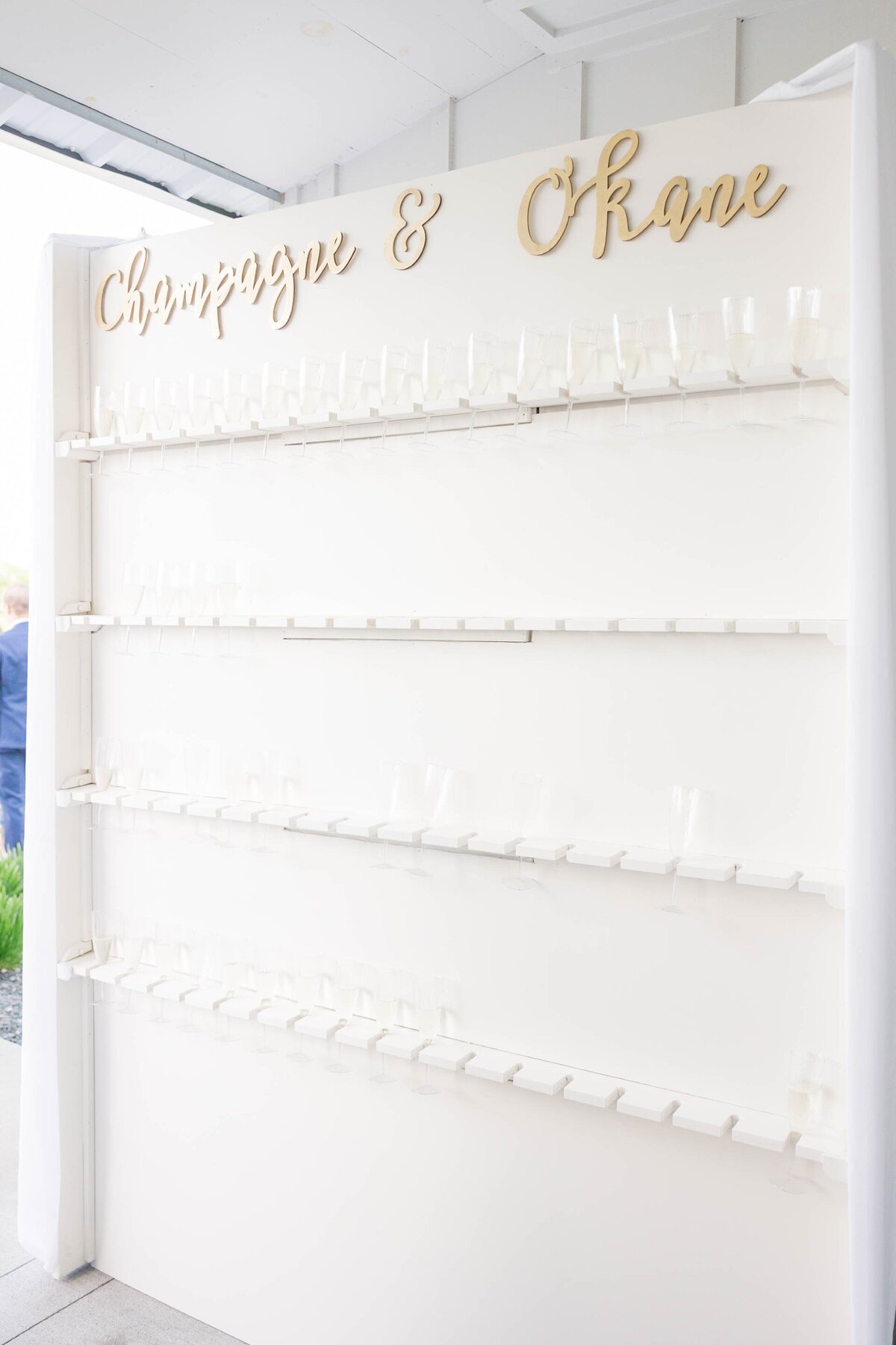 champagnewallprovidencevineyard