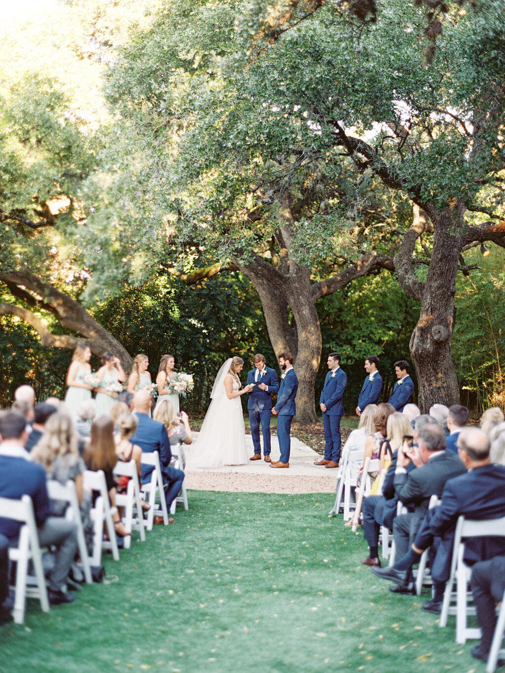 mercury-hall-wedding-austin-texas-wedding-photographer-mackenzie-reiter-photography-27