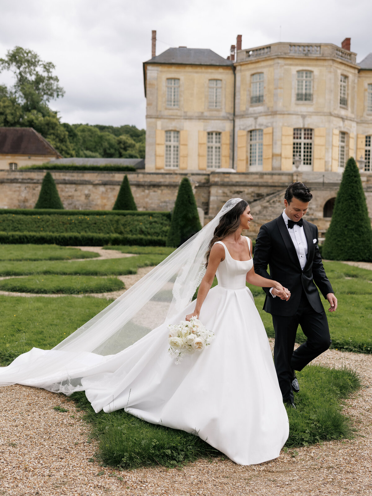 Morgane-Anderson-wedding- Chateau-de-Villette