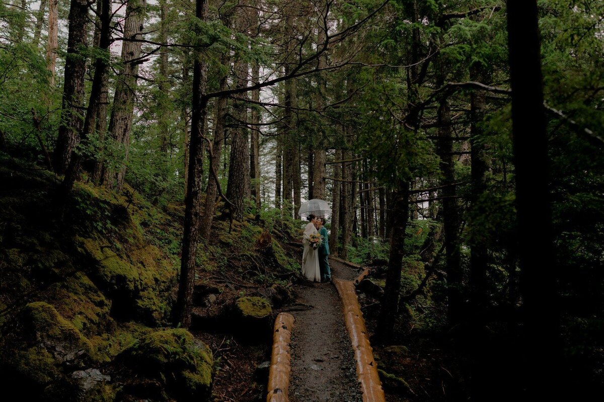 elope-in-minnesota-114