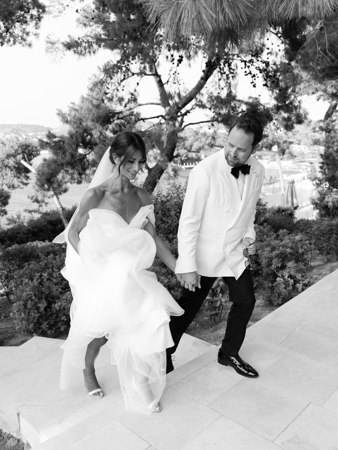 Black-Tie-Wedding-at-Four-Seasons-and-Vouliagmeni-Lake-066