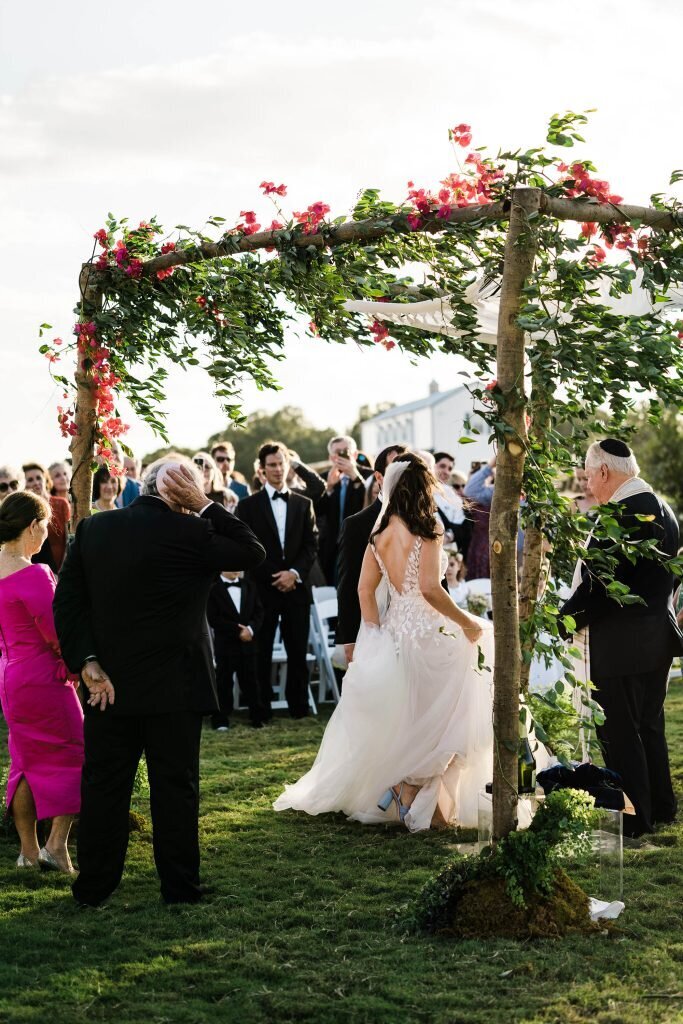 Windy-Knoll-Round-Top-Jewish-Wedding-Ceremony-683x1024