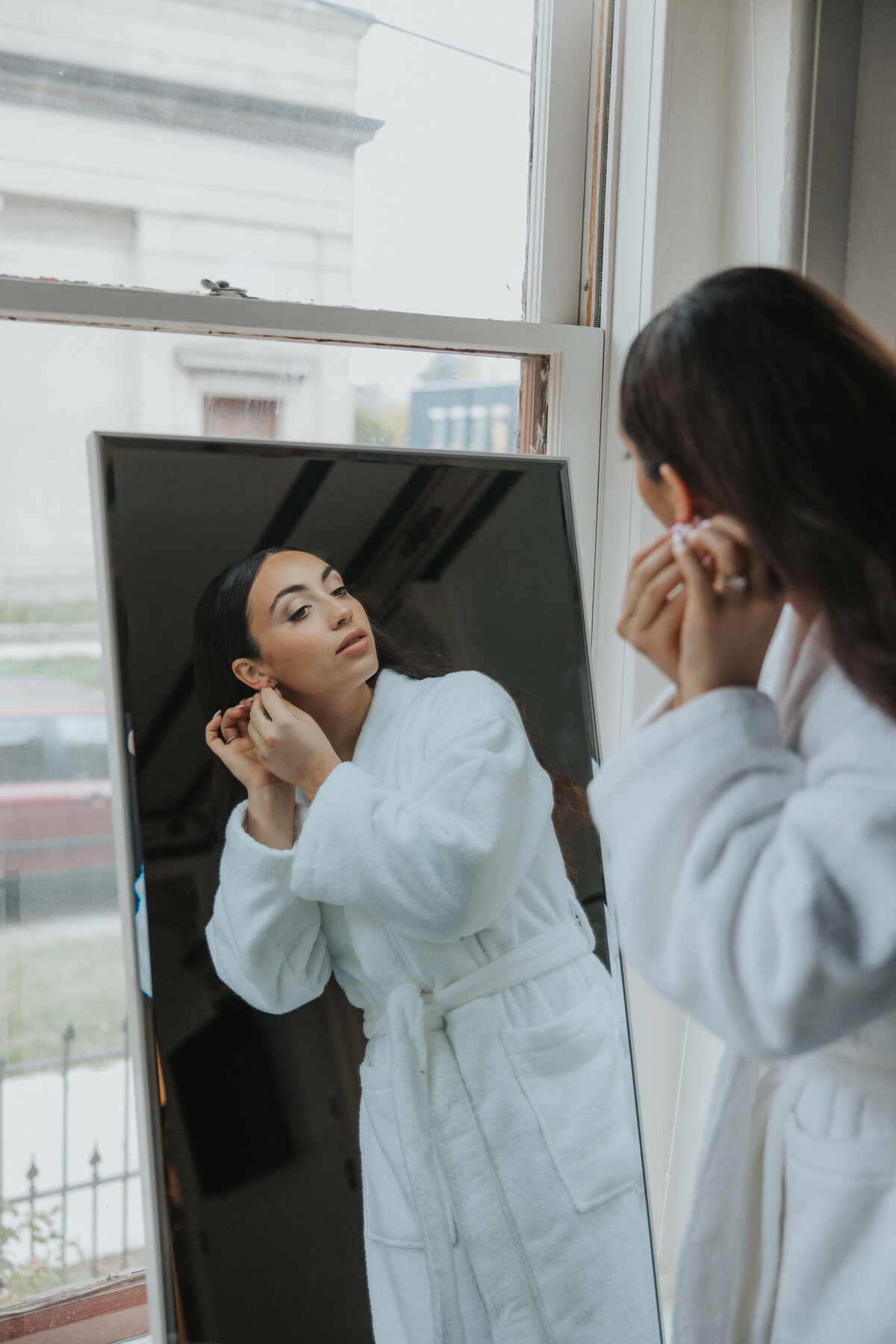 getting ready photos of a bride