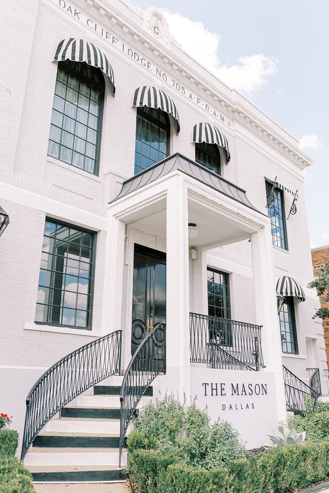 The Mason Dallas Wedding Photography