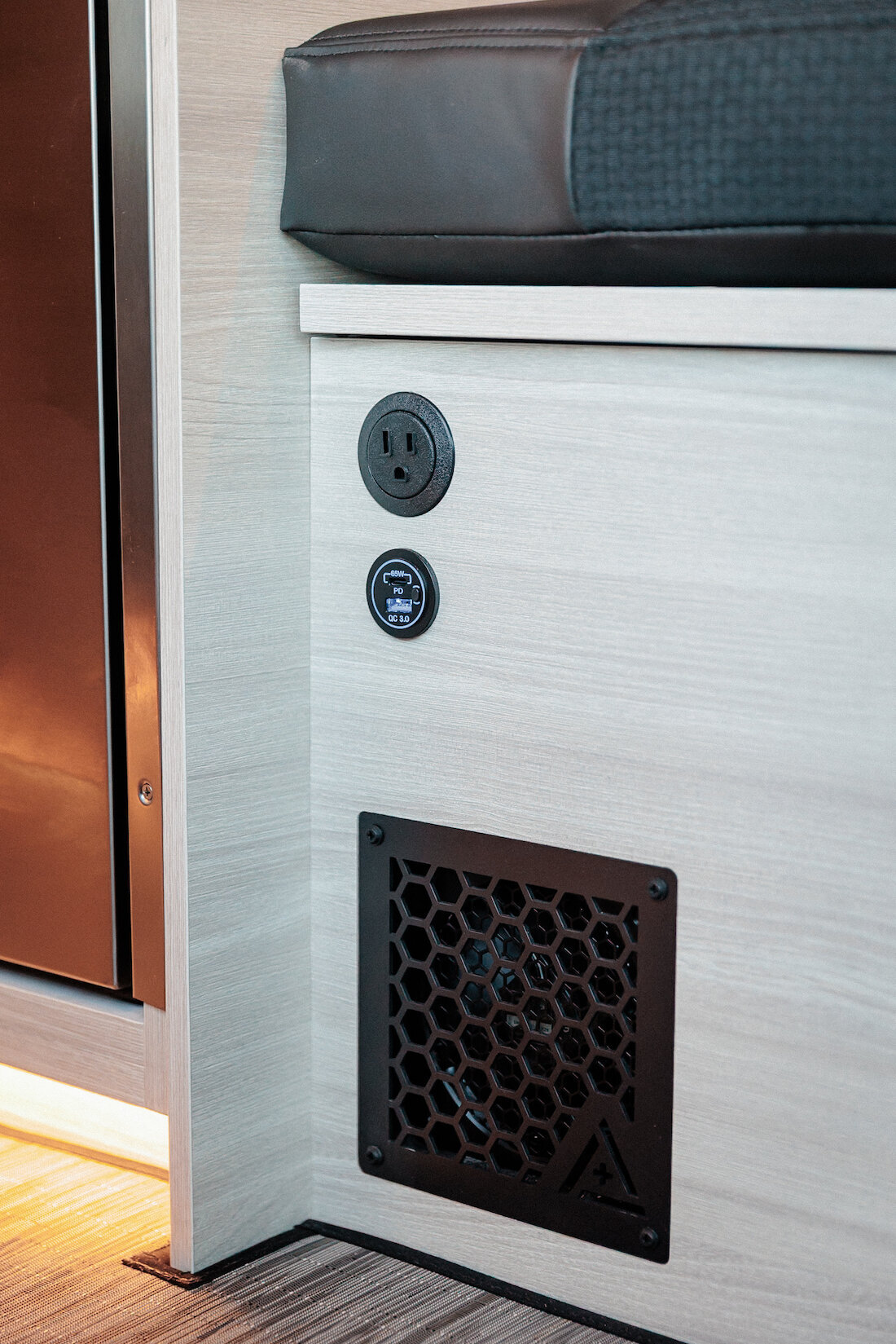 2_PawPrintsPitStops250918_BMV_SlowFastcreative_0727