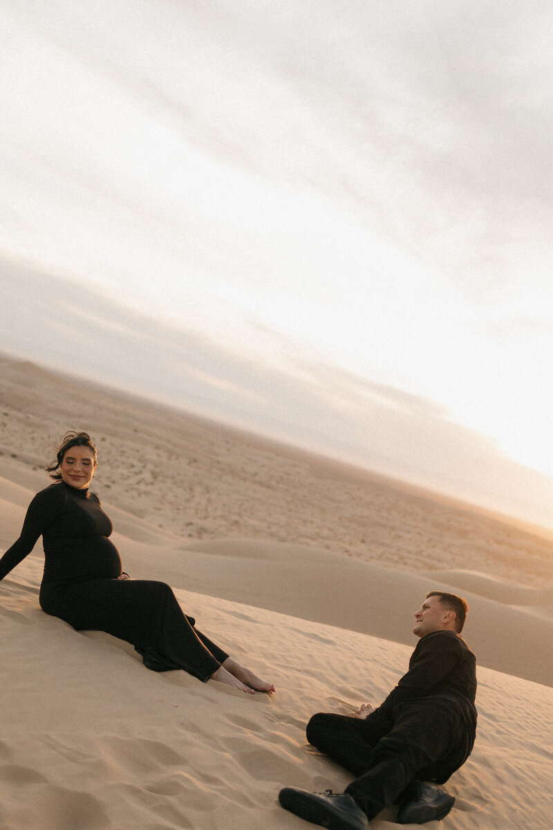 arizona-maternity-photo-with-husband-4
