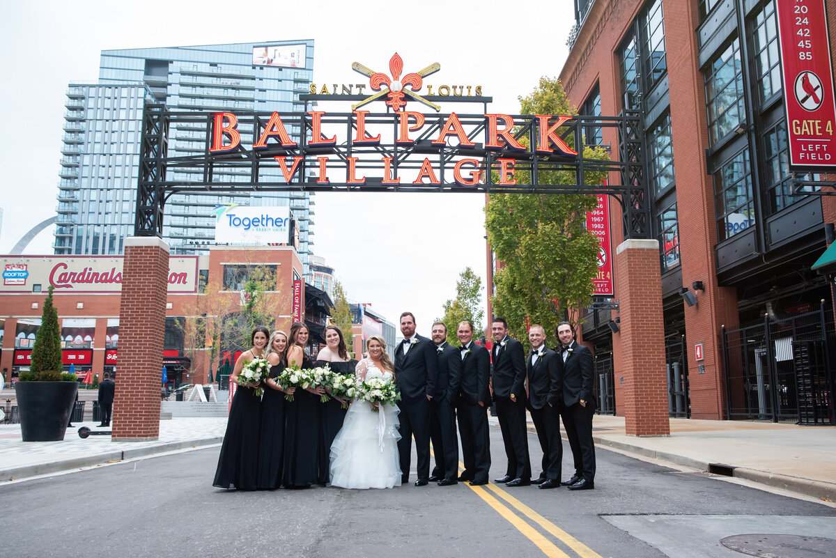 sarah-oberheim-photography-best-st-louis-missour-downtown-st-charles-ameristar-photographer52