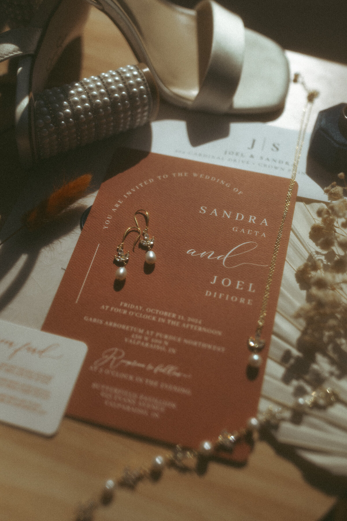 Indiana Wedding Photographer Michigan wedding photographer. midwest wedding photographer. elopement photographer.