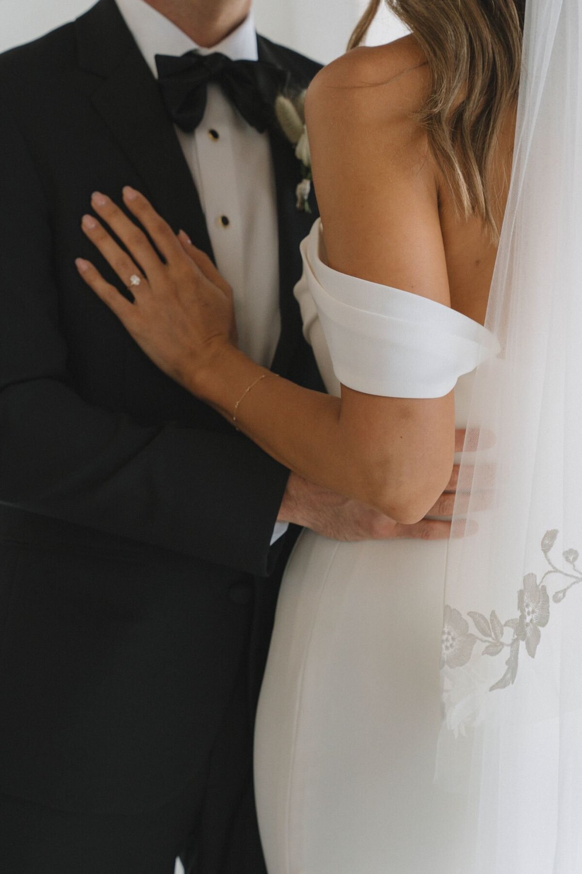 pretty-palm-leaf-event-co-caroline-and-phillippe-wedding-23