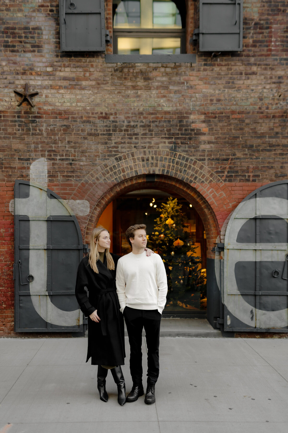 Brooklyn Bridge Engagement Photos 38