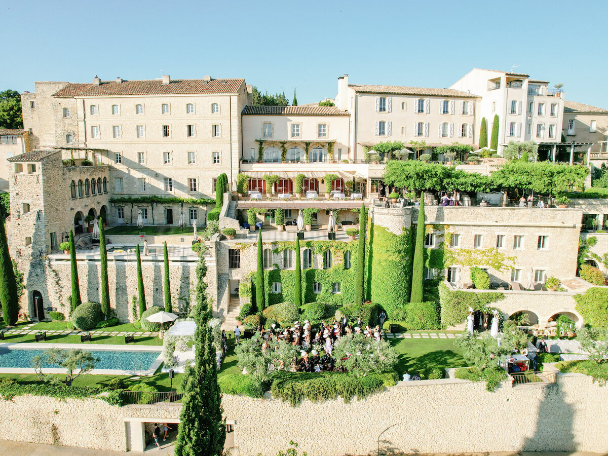 Sky_View_Bastide_Gordes_Ceremony