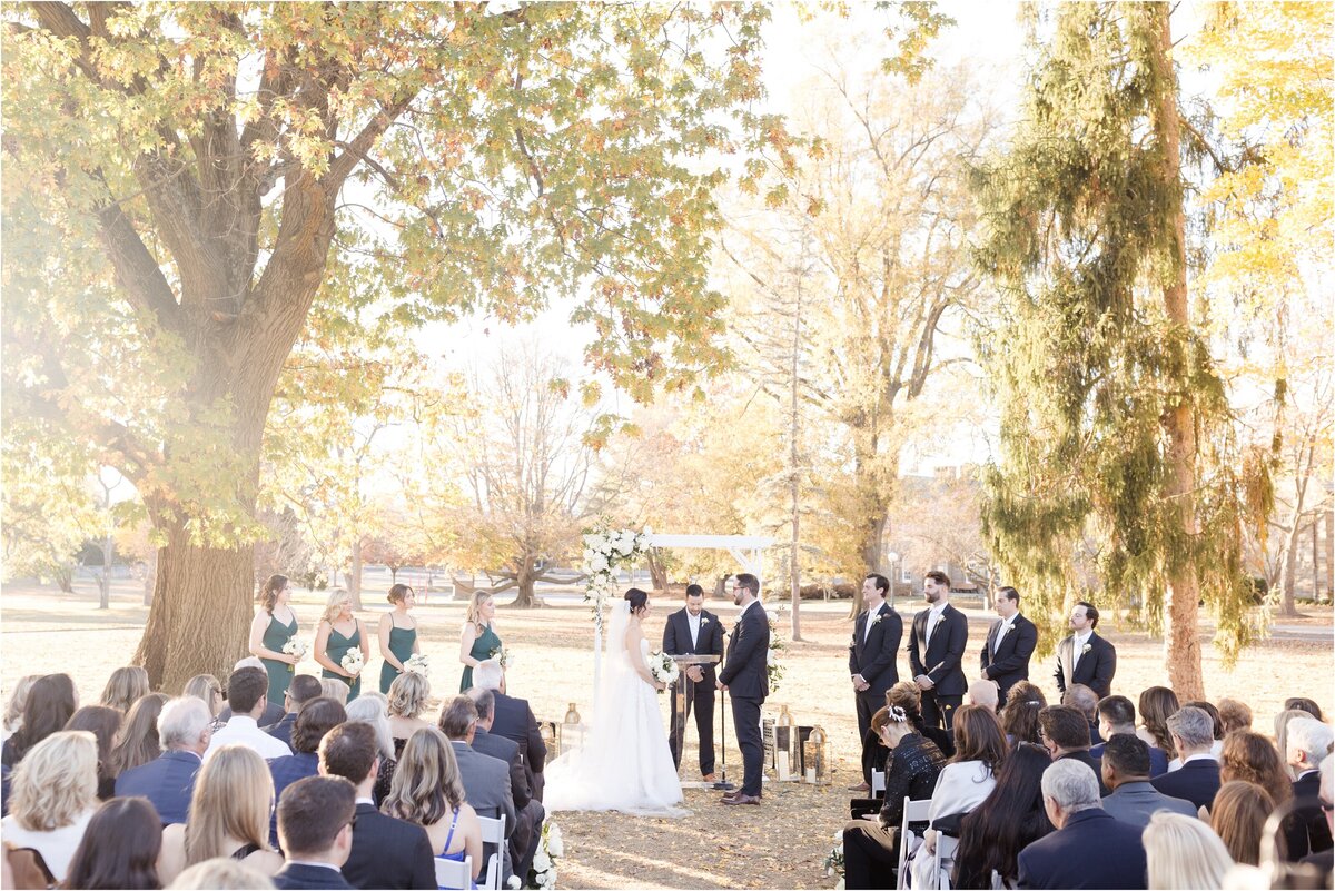 Michael&Caroline_WeddingPreviews-54_Websize_
