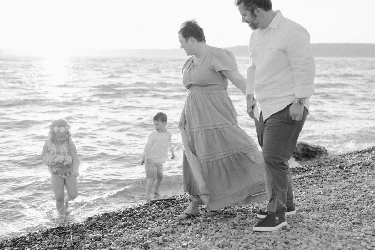 Family-beach-session-seattle-108