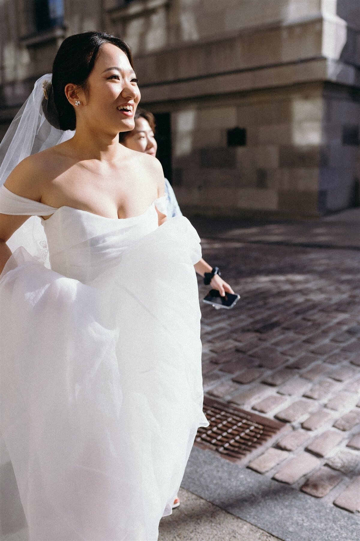 chateau-ramezay-montreal-luxury-editorial-wedding-photographer-174