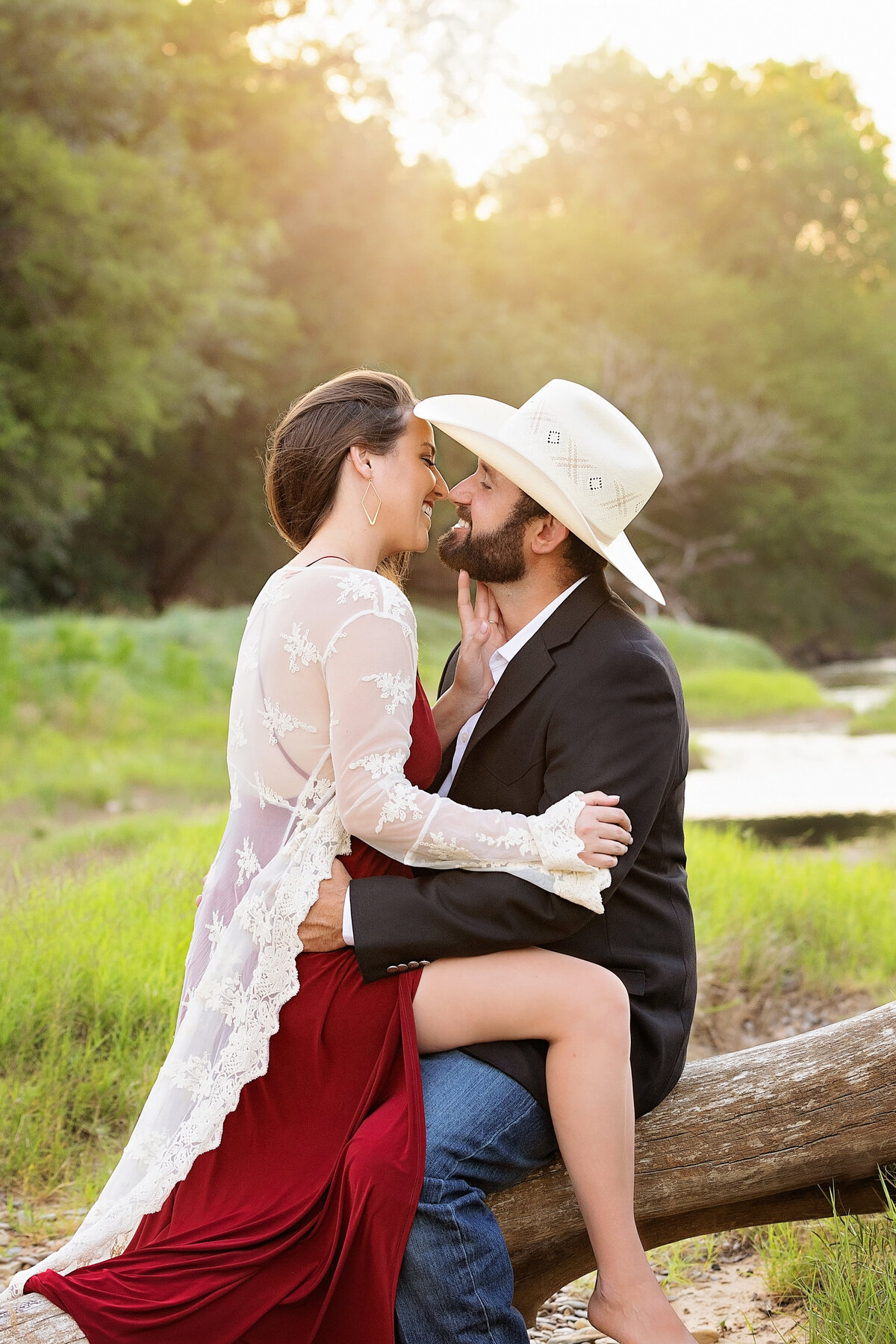 Best-Fort-Worth-Engagement-Photographer-couples4