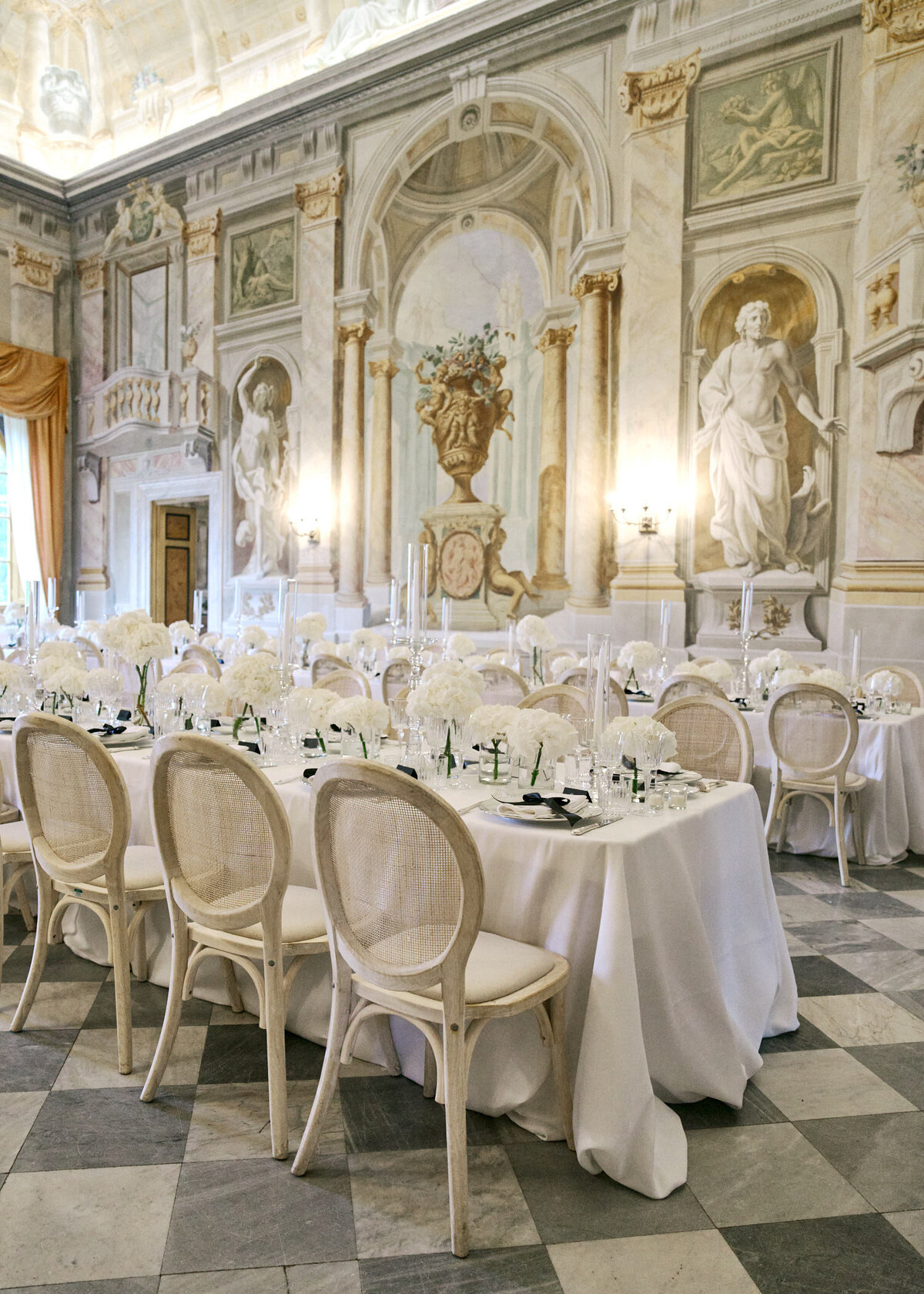 EDW-Italian villa reception dinner