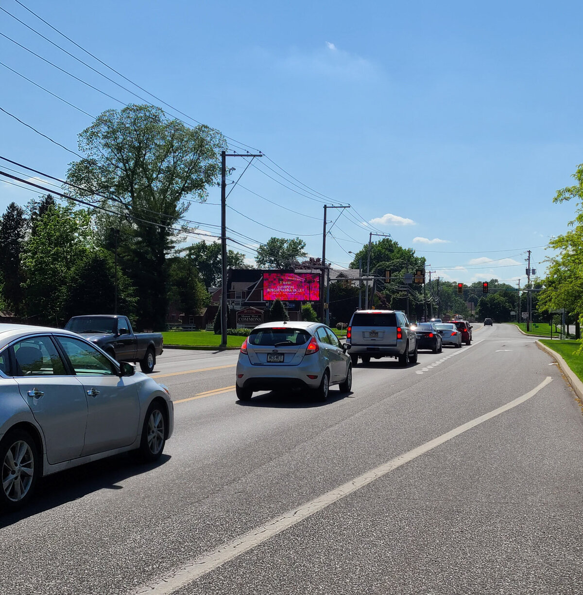 Triou-outdoor-billboard-placements-3