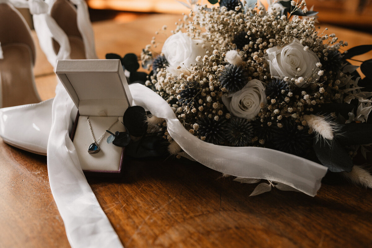 Wedding Photography in Prestwold Hall, Leicestershire_K+J-88-1