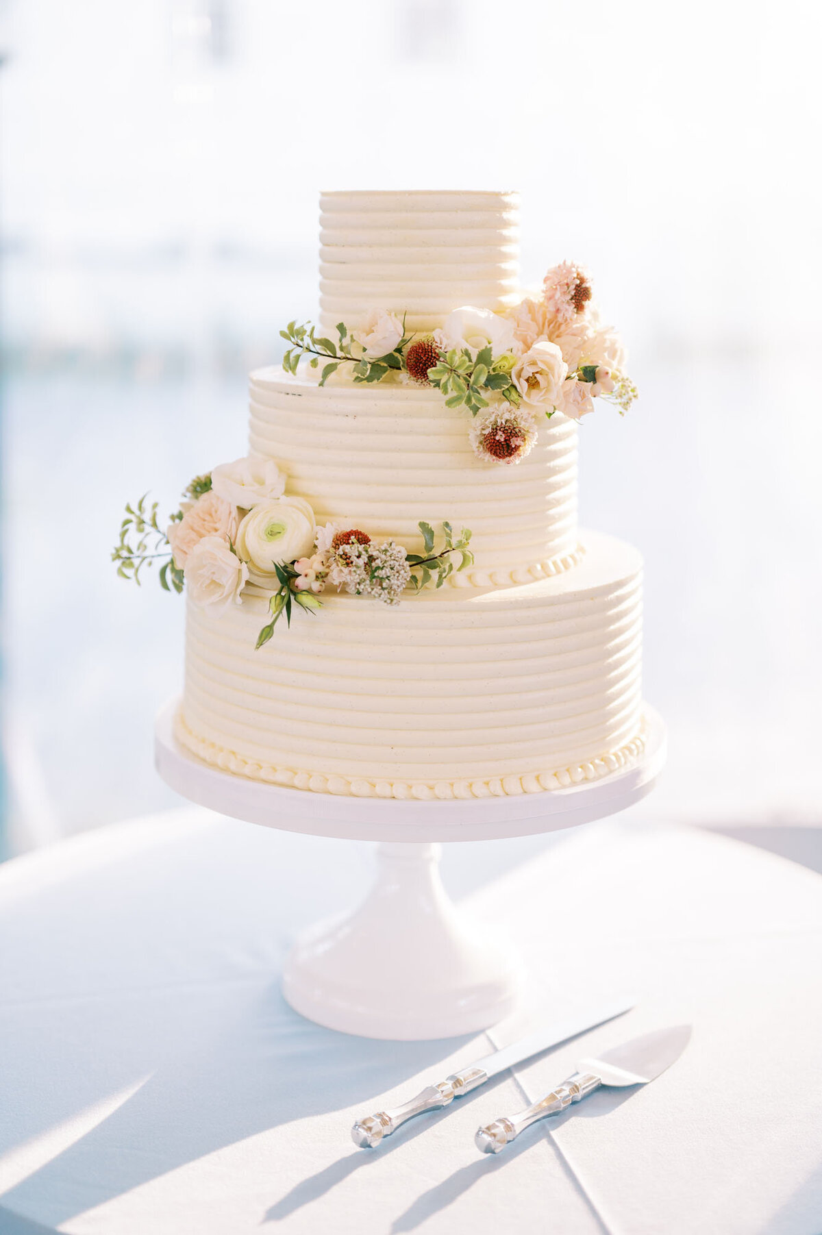 jaclyn-fisher-events-planning-romantic-riverfront-garden-wedding-in-philadelphia-66