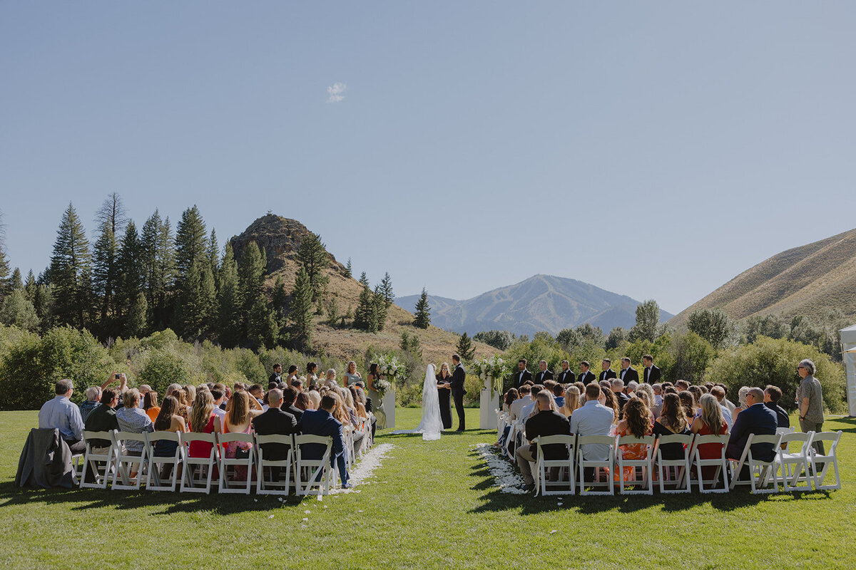 trail-creek-cabin-classic-wedding-rachel-erik-ceremony-127