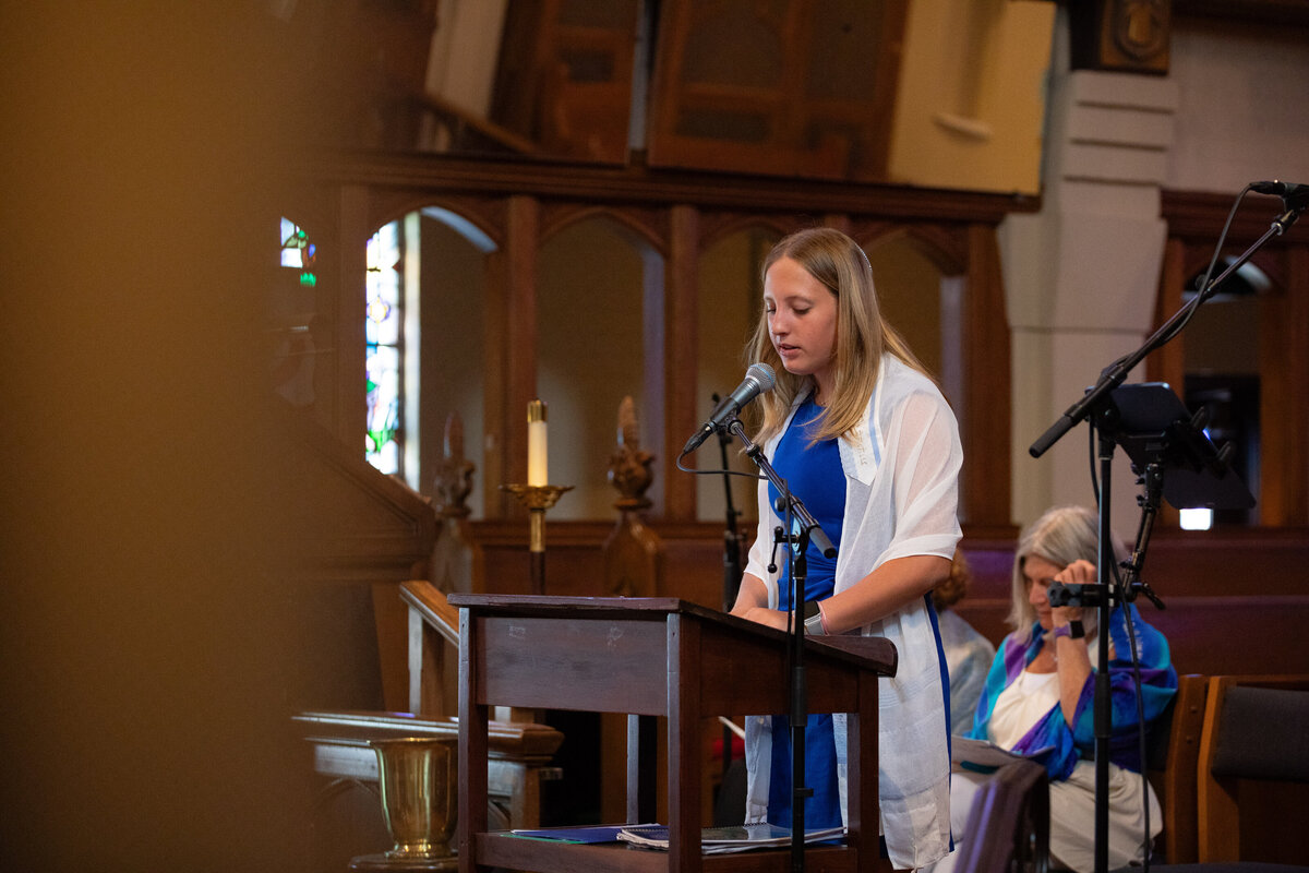 vibrant-temple-shalom-of-south-bay-bat-mitzvah-14
