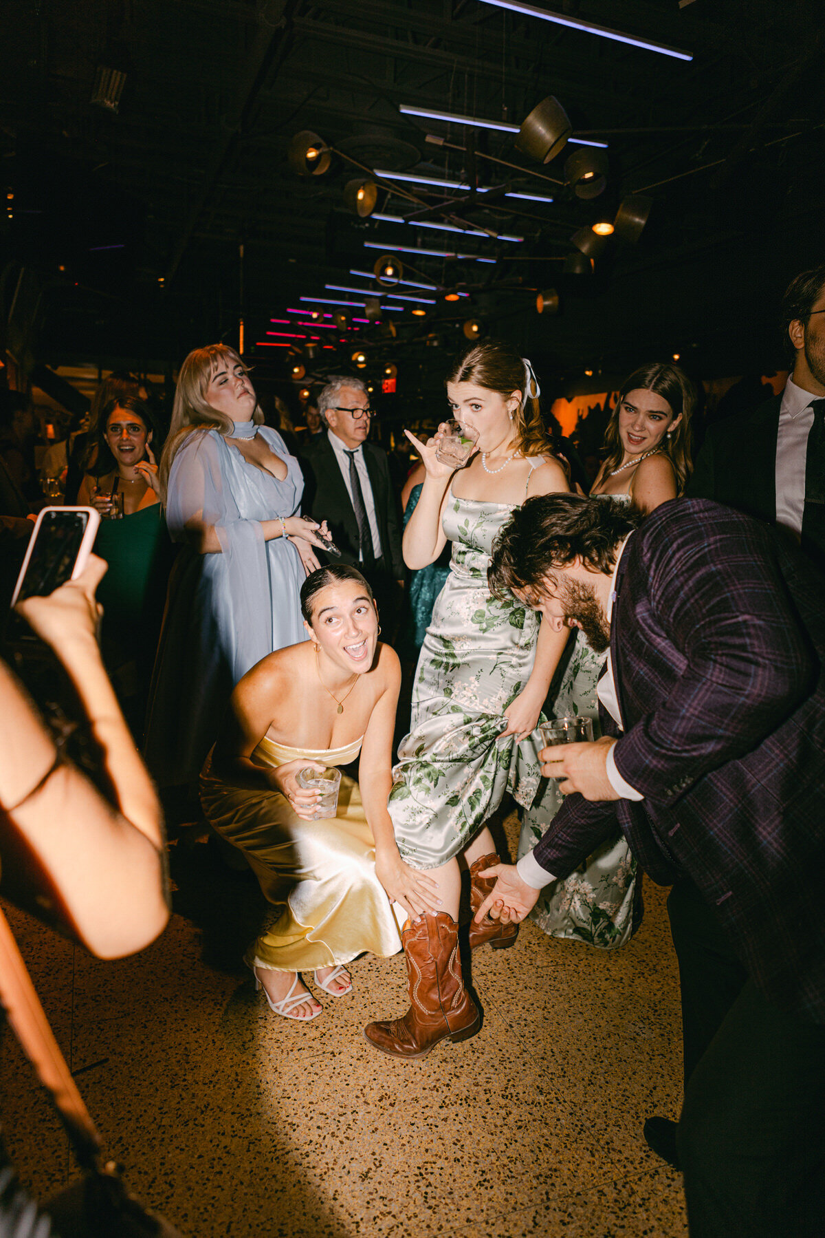 toronto-wedding-photographer-drake-hotel-wedding-093