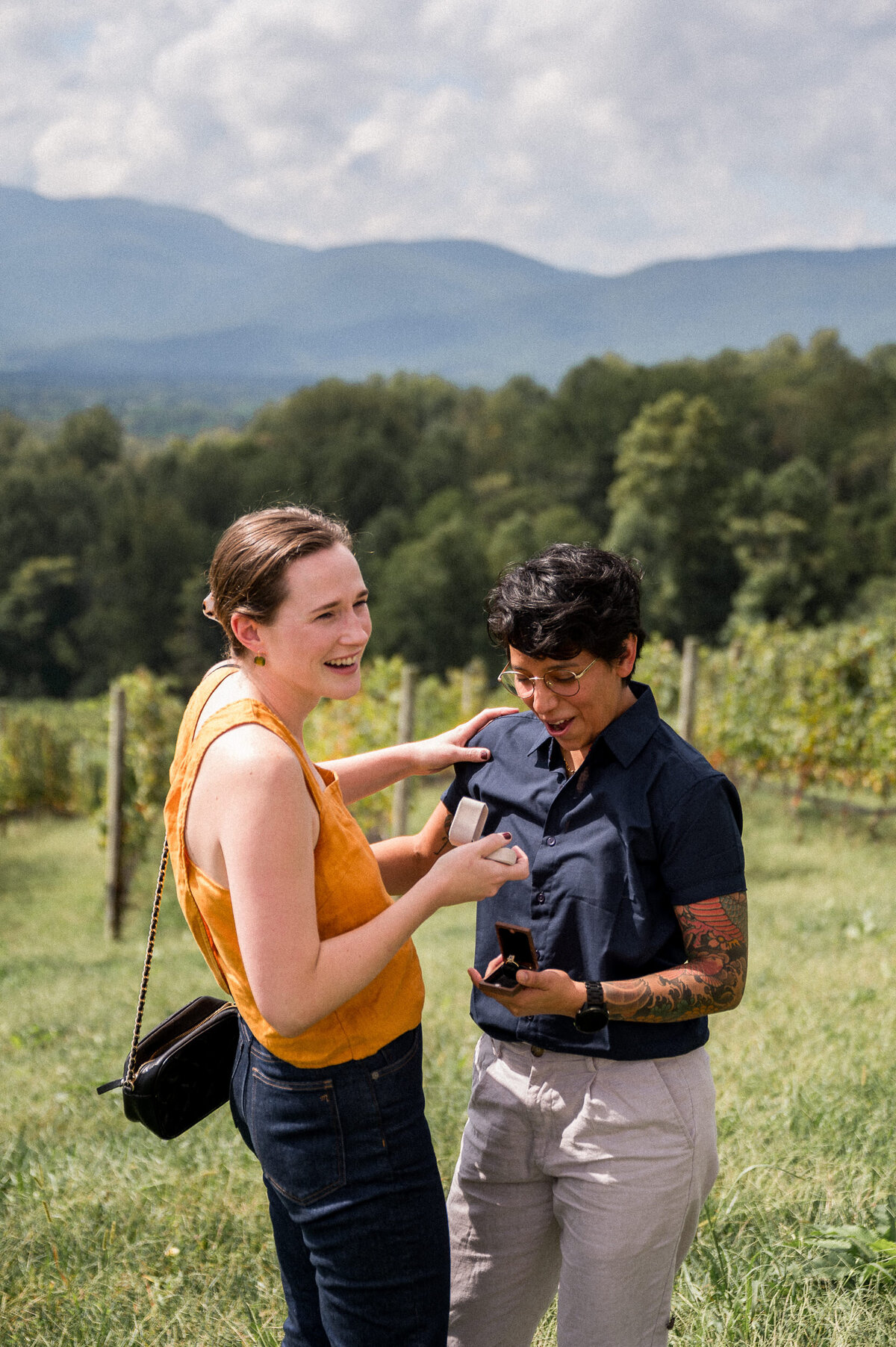 Charlottesville Engagement Photography - Hunter and Sarah Photography-33