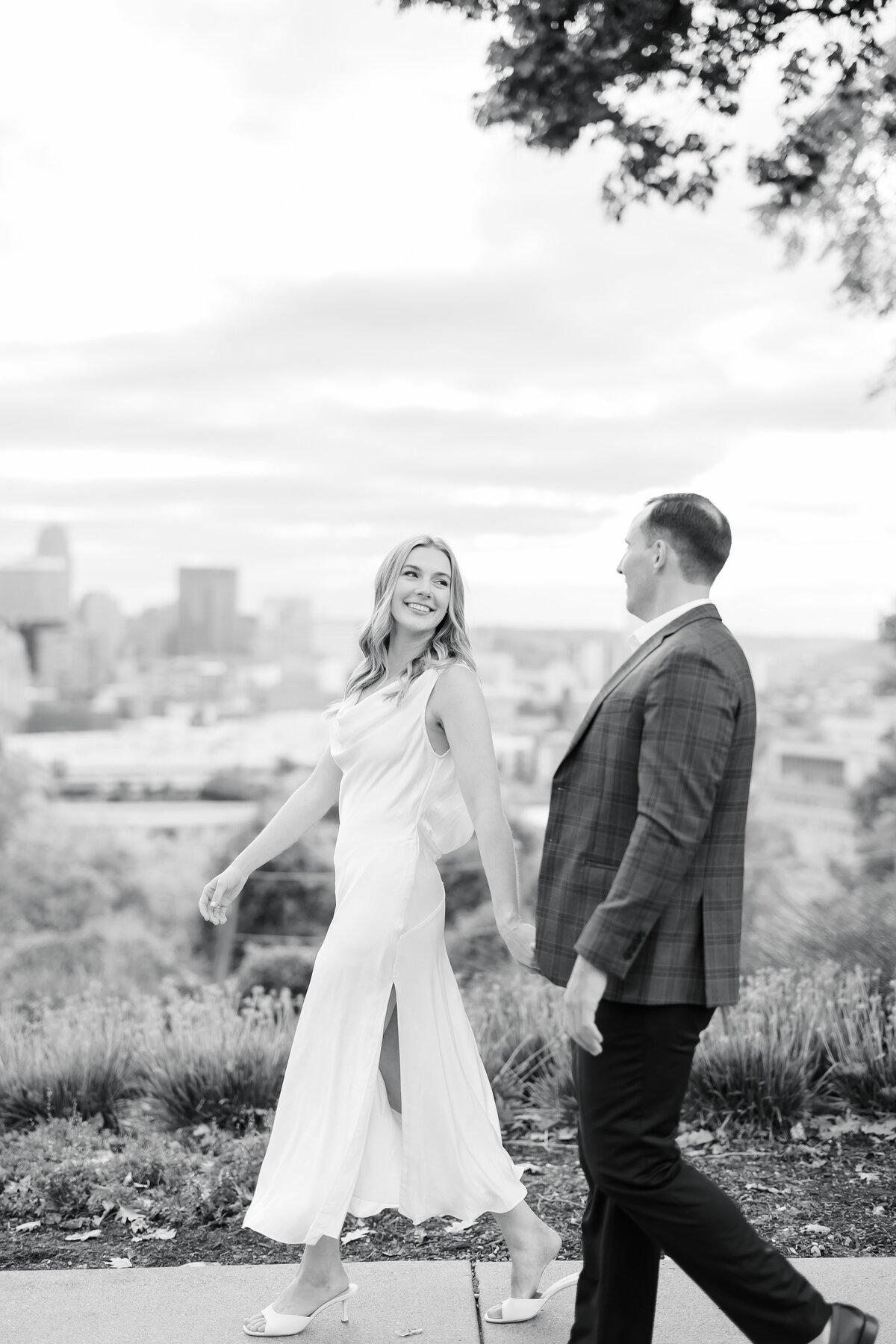 kasia-sickau-wedding-photographer-engagement-session-claire-andrew-cincinnati-ohio1N1A1048