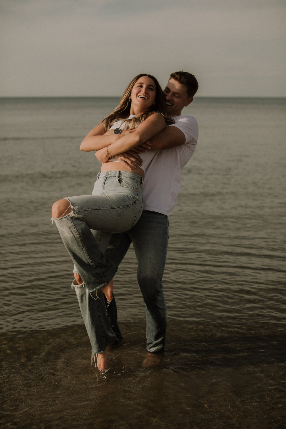 brooke-max-engagement-fall-autumn-wasaga-beach-sunset-barrie-lake-40